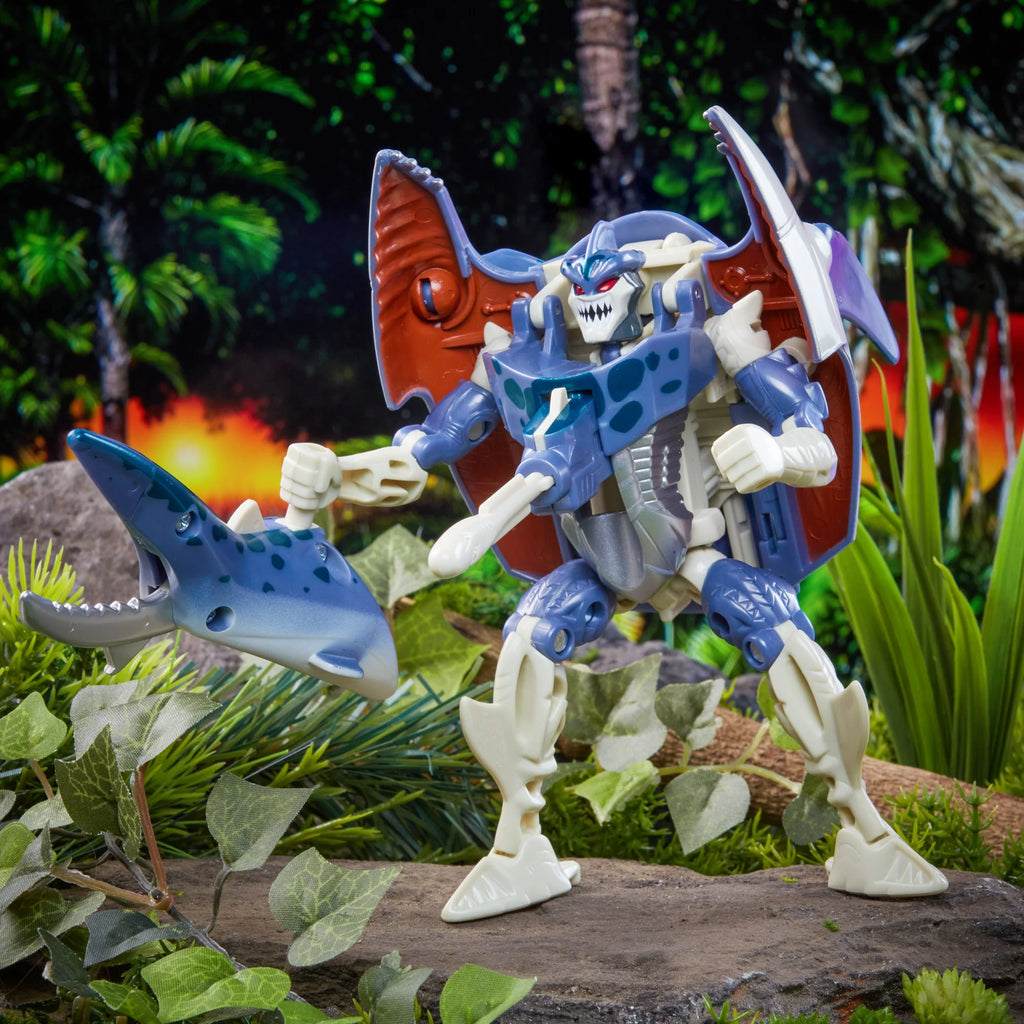 Transformers: Beast Wars - Deluxe Maximal Cybershark Exclusive Action Figure (F4219) LAST ONE!