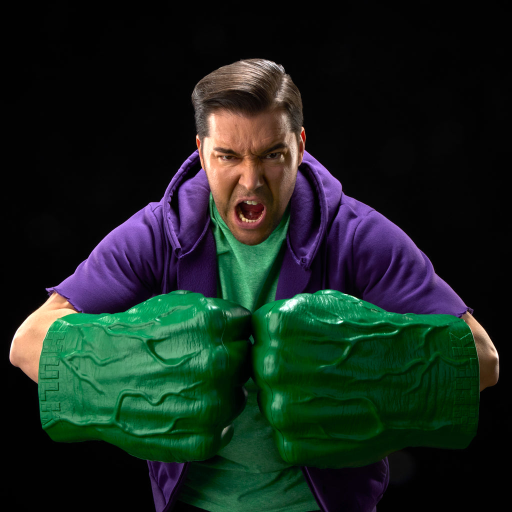 [PRE-ORDER] Marvel Legends Series - Incredible Hulk Premium Roleplay Fists Roleplay Accessory (G2053)