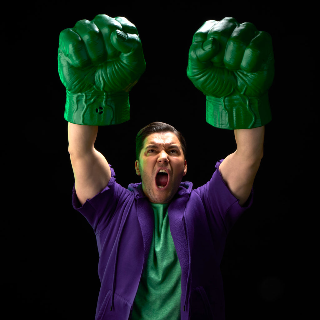 [PRE-ORDER] Marvel Legends Series - Incredible Hulk Premium Roleplay Fists Roleplay Accessory (G2053)