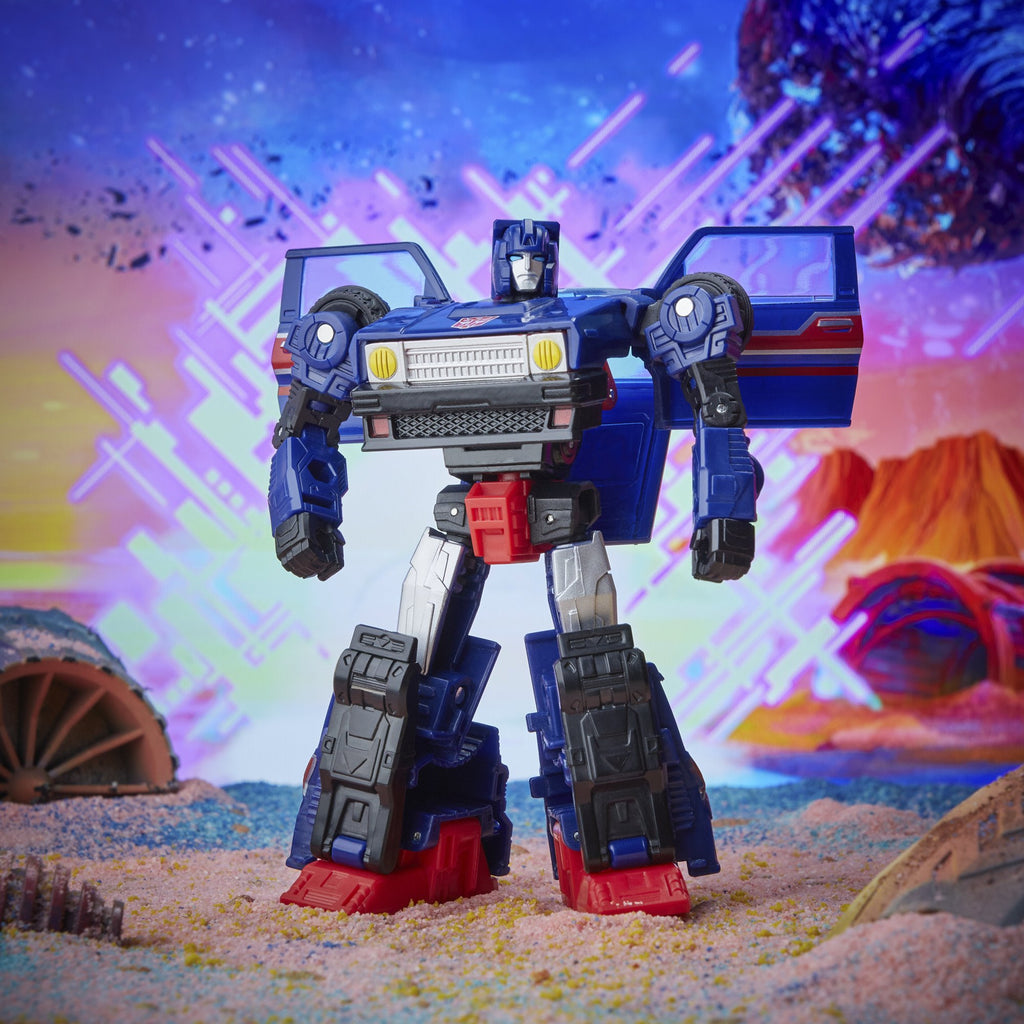 Transformers - Legacy - Deluxe Class Autobot Skids Action Figure (F3008)